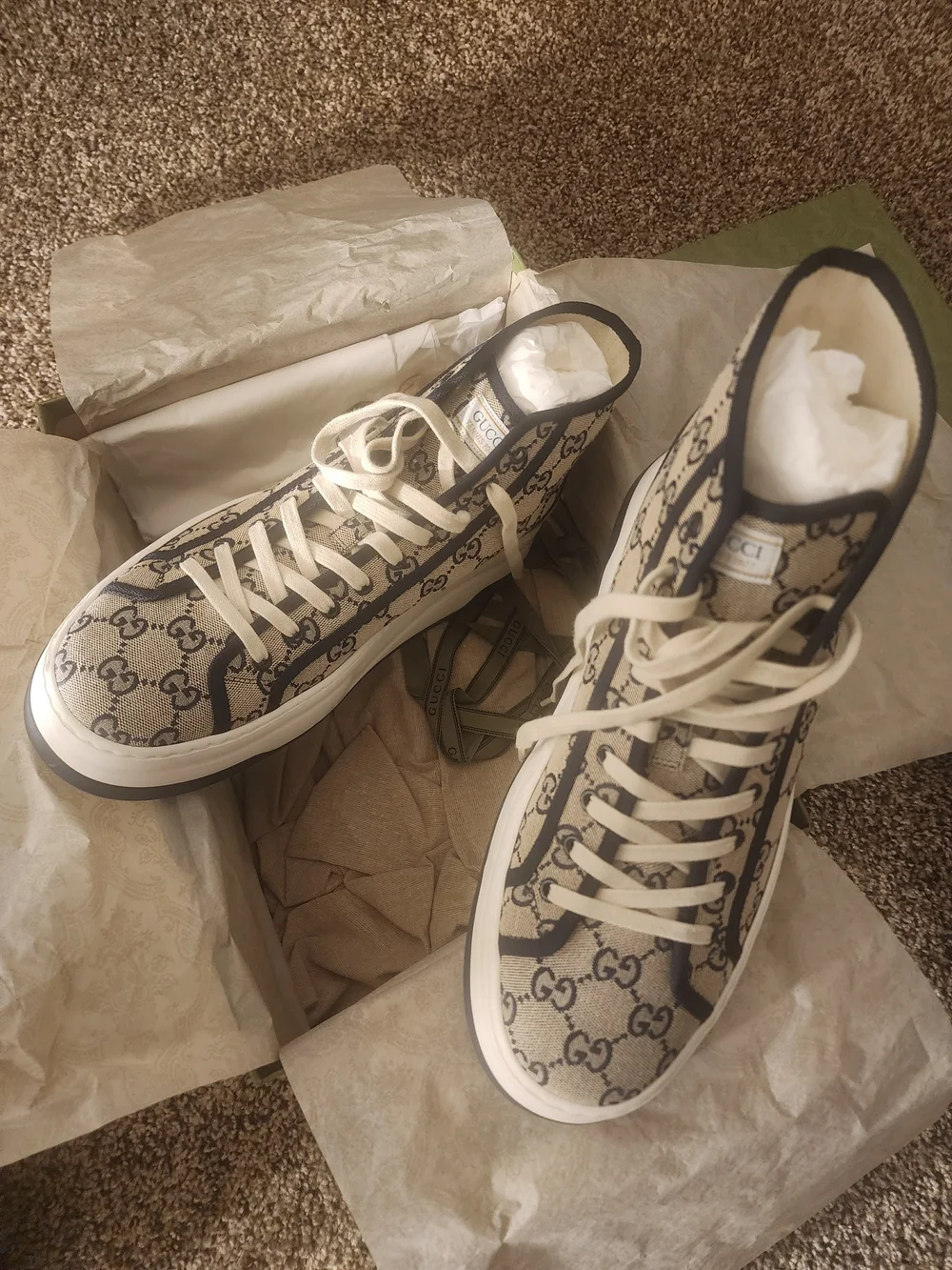Gucci Beige Monogram Low-Top Sneaker
